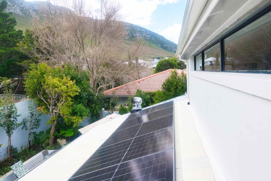6 Bedroom Property for Sale in Hermanus Heights Western Cape